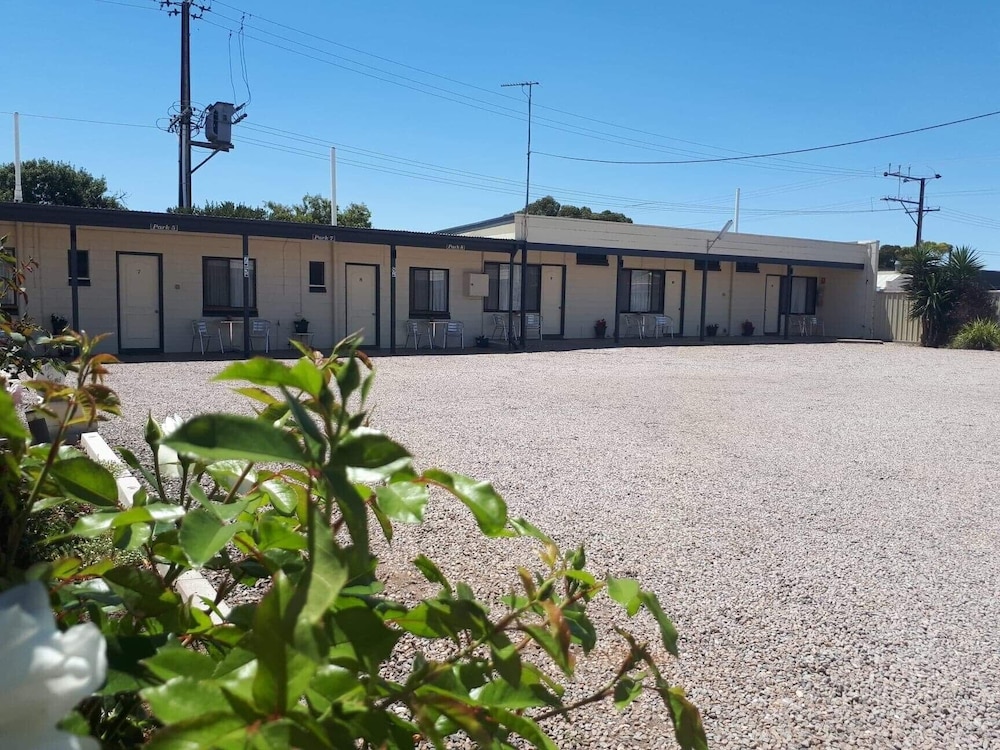 Motel River Bend