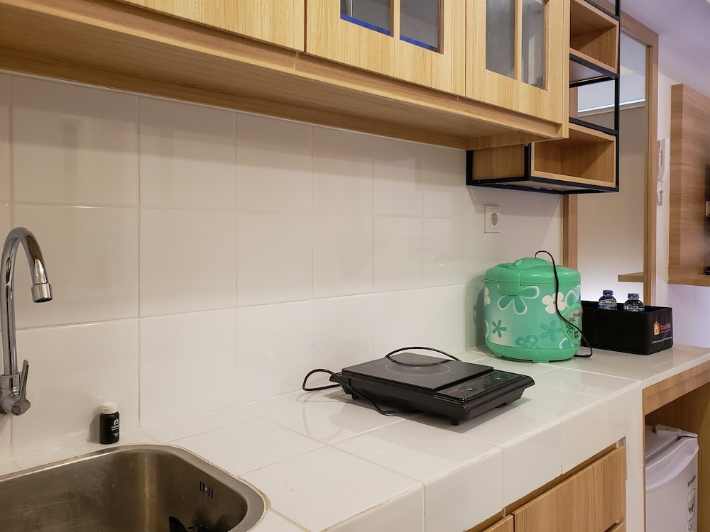 New And Homey Studio At Tokyo Riverside Pik 2 Apartment