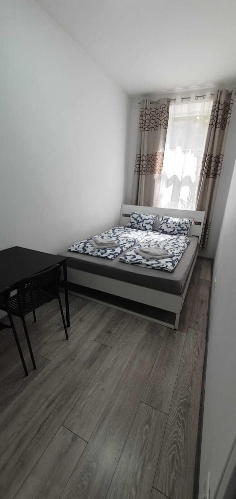 Spacious 5BR Apt 6 to Min Enkplatz