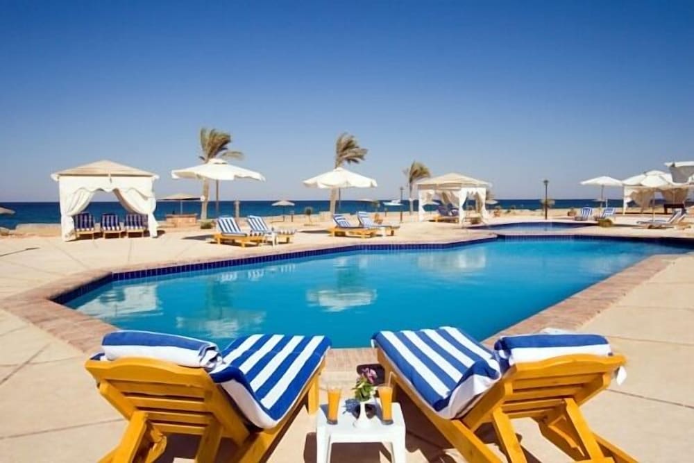 Dome Marina Hotel & Resort
