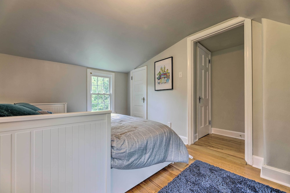 Cincinnati Vacations - Charming Cincinnati Home < 10 Mi to Downtown! - Property Image 24