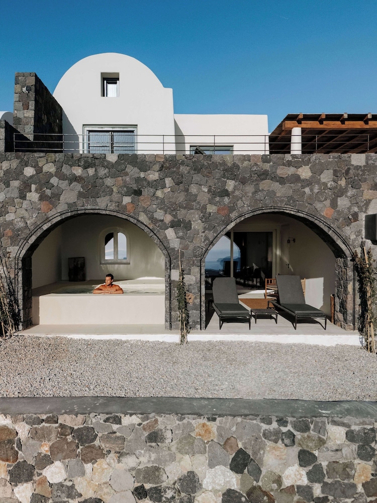 Patina Vivera Estate