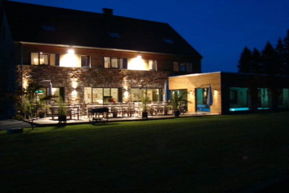 A Stylish Villa in a Green Setting, With a Fully Equipped Wellness Center