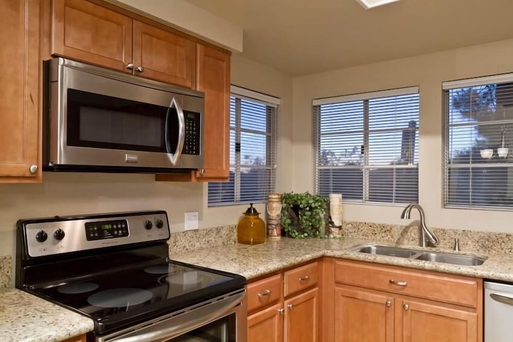 Something Borrowed By Signature Vacation Rentals
