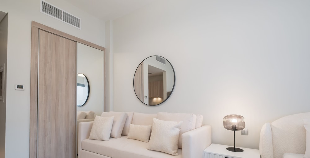 LUX Dubai Hills Sway Studio