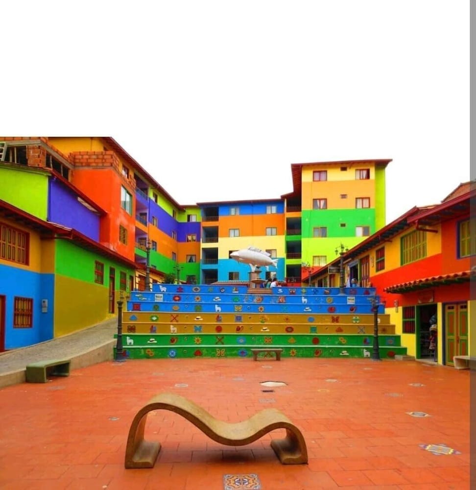 Edificio Avenida Malecon