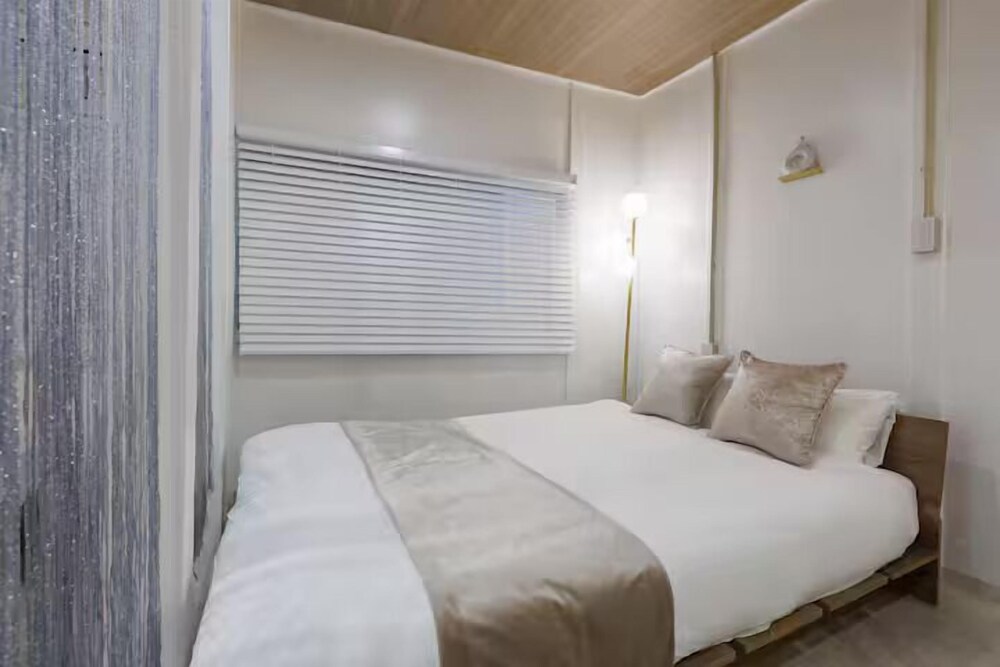 Namba Kuromon Central Self Inn