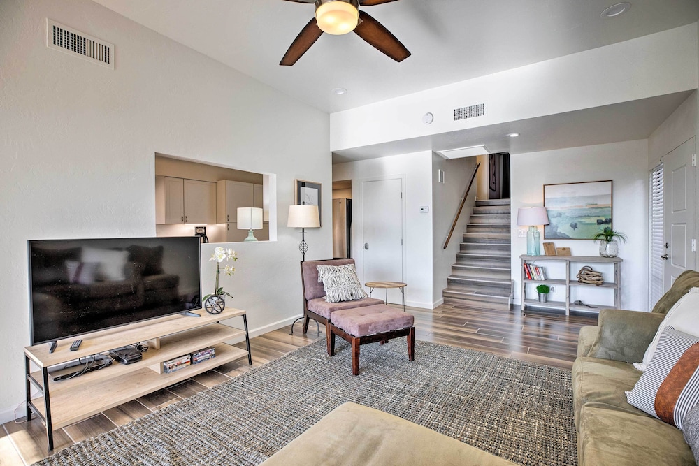 Modern Tempe Condo w/ Pool Access  4 Mi to ASU - Property Image 18