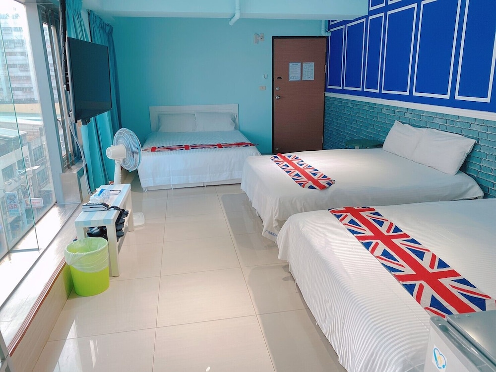 I Hi Hotel