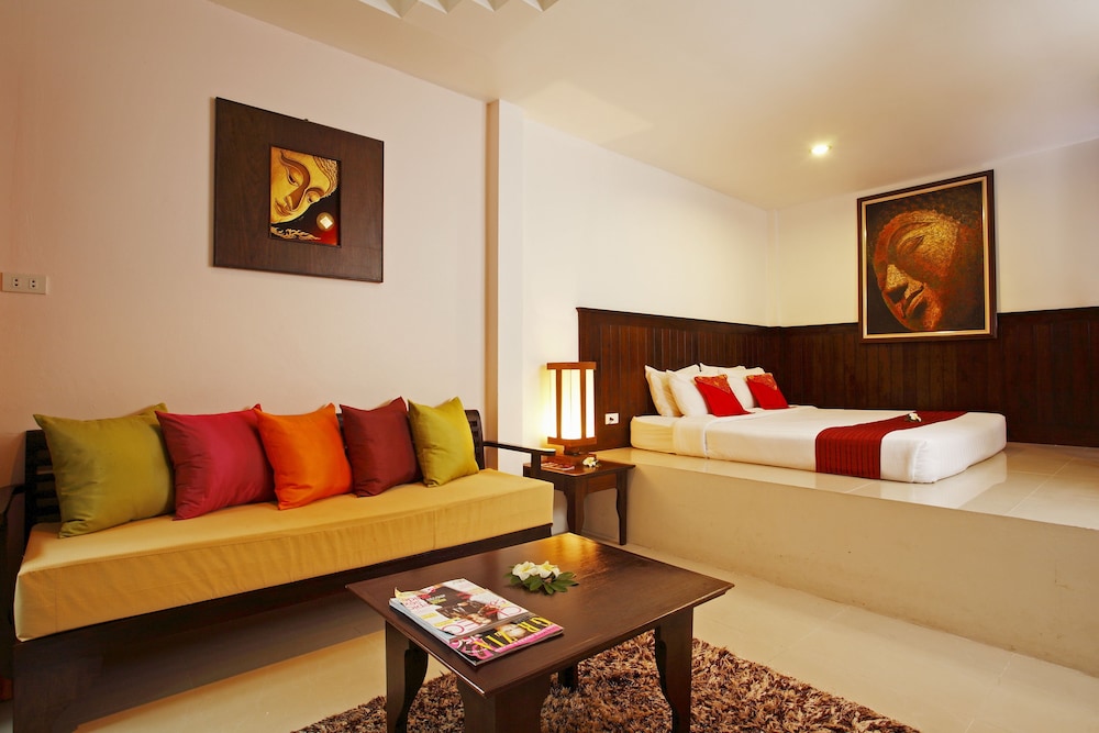 Club Bamboo Boutique Patong Beach Resort - Image 5