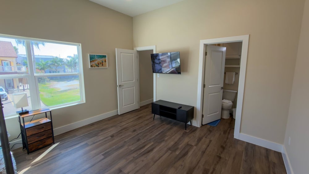 200 Steps To Beach Private Pool 2 Big Levels 3 Bedroom Apts
