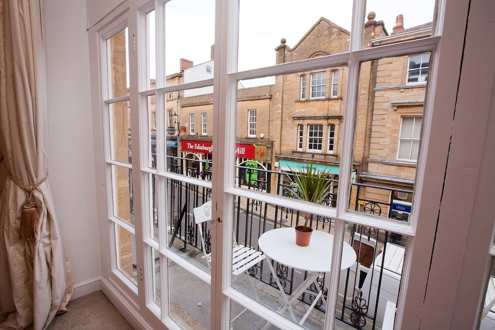 Sherborne Vacations - Printers Court 3 - Property Image 21