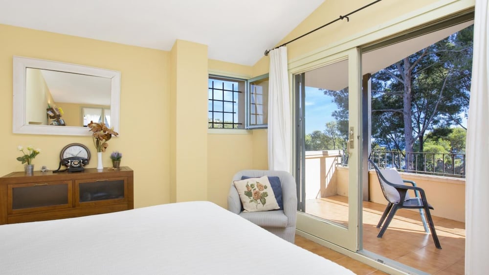 Ronda in Llafranc With 4 Bedrooms and 3 Bathrooms