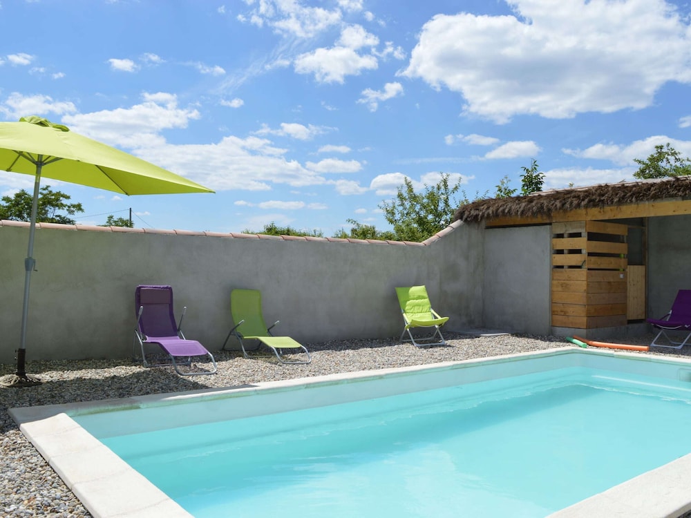 Chic Holiday Home in Pradons With Swimming Pool view 5