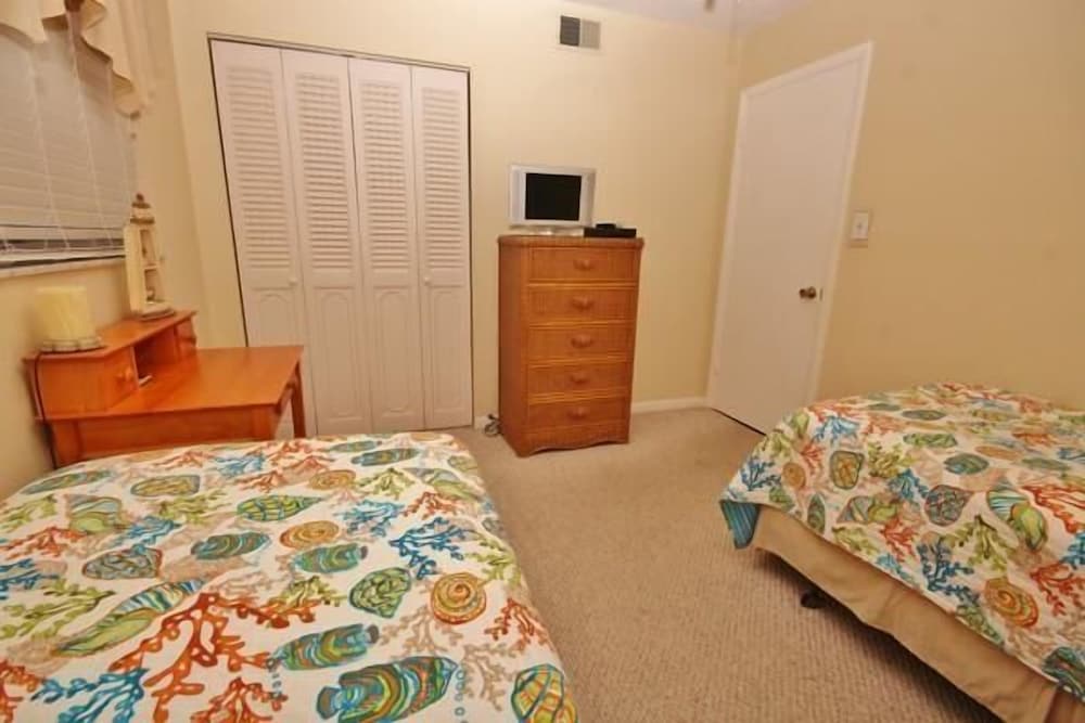 Sea Coast Gardens II 2 Bedroom Condo by Great Ocean Condos