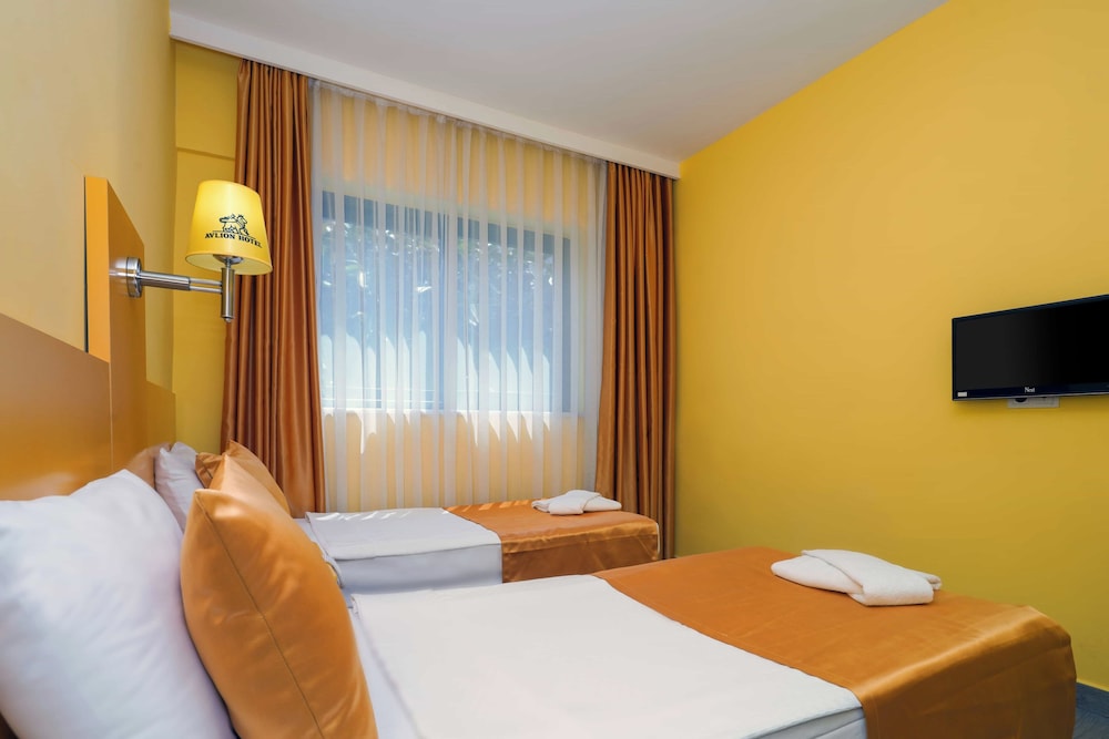 Avlion Hotel - Image 8