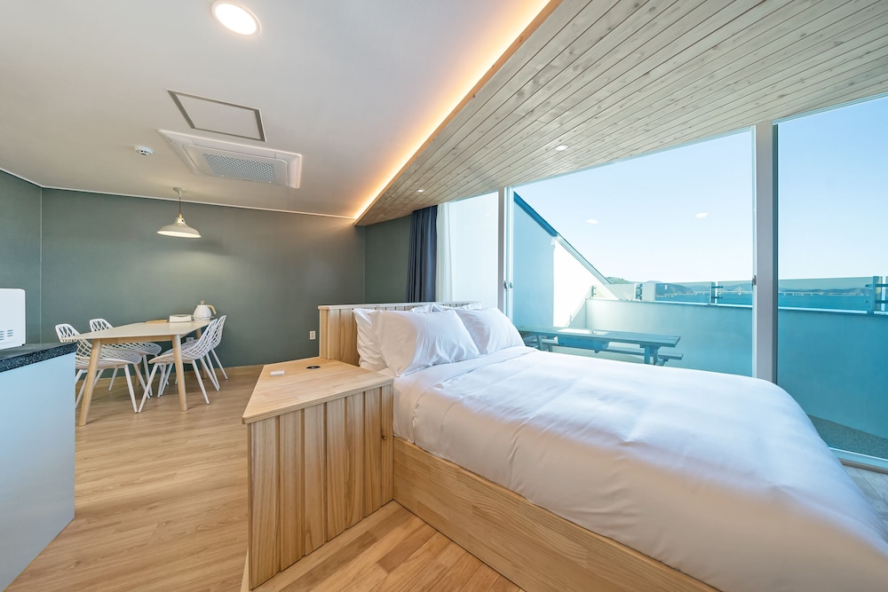 Oceanterra view 3