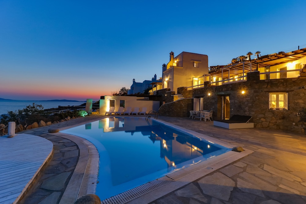 SeaBlue Villas