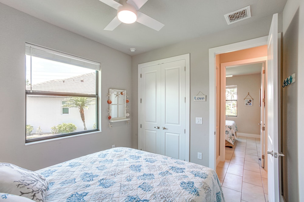 Sunset Views, Dock: Canalfront Home in Punta Gorda