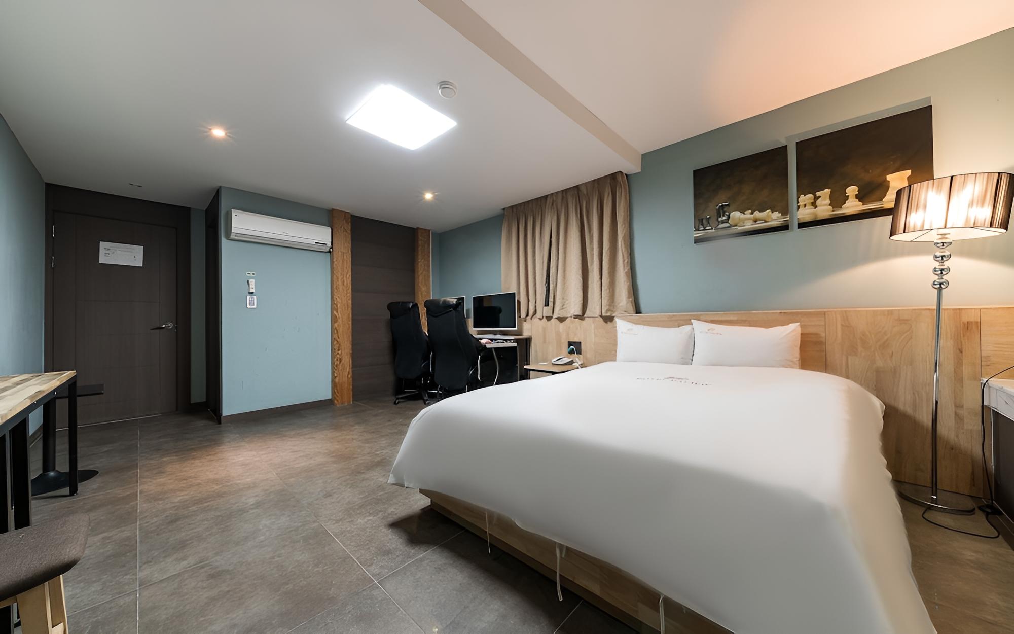 Suwon Hotel Pacific 37