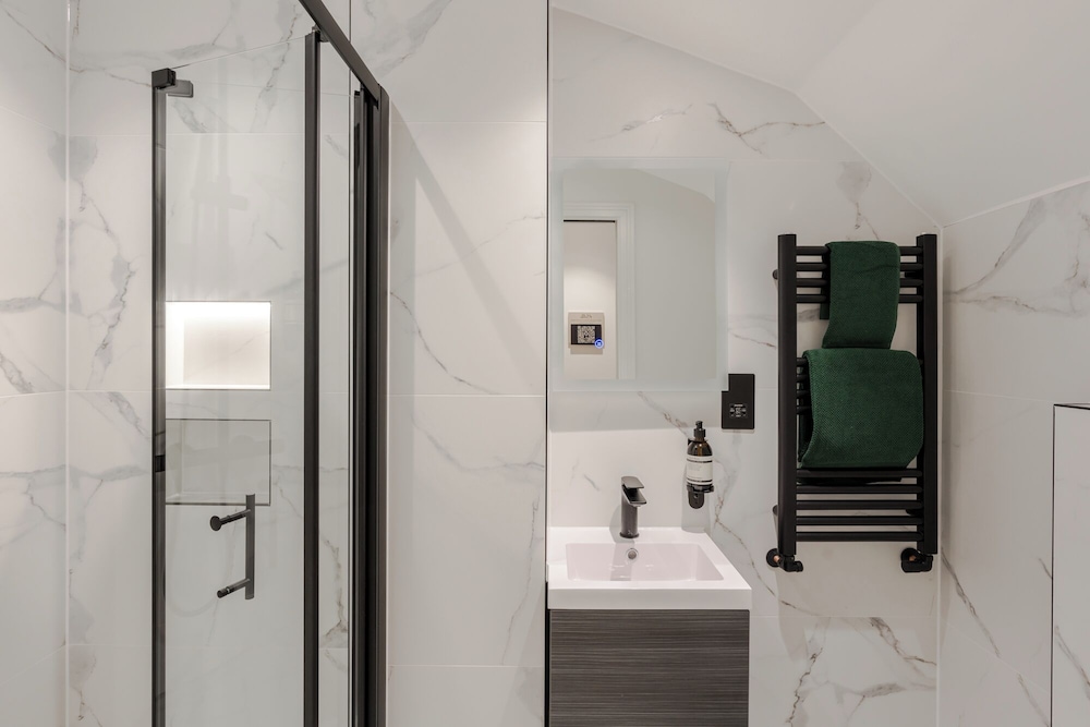 Your Apartment - Kensington