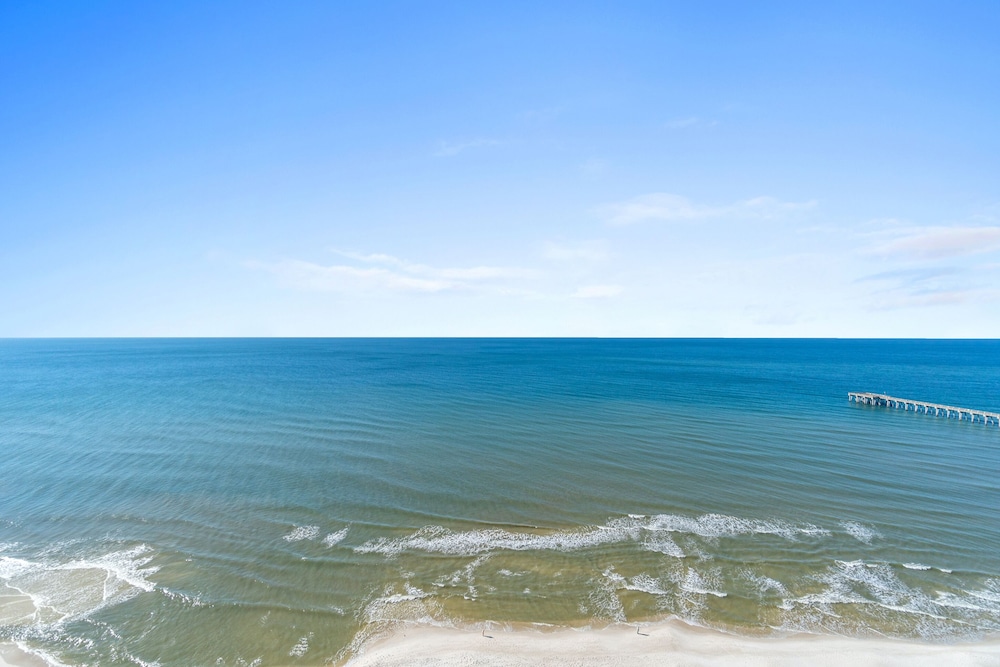 Calypso Beach Resort by Panhandle Getaways