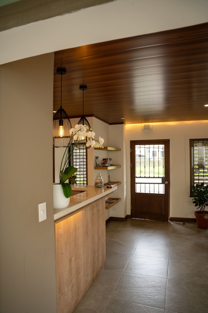 San Jose - Costa Rica Vacations - Hotel Villa Los Candiles - Property Image 2