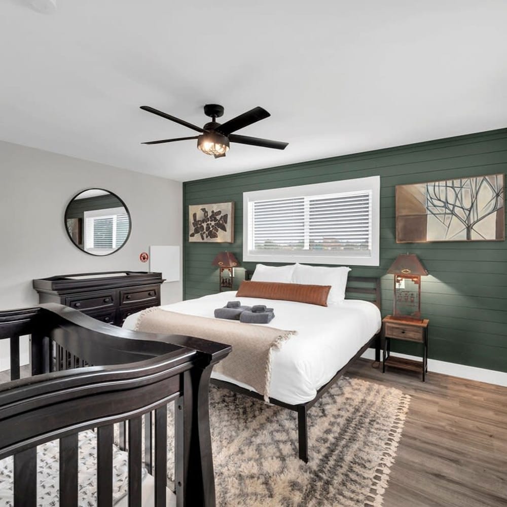 8BD Grand Canyon Ranch - Sleeps 22