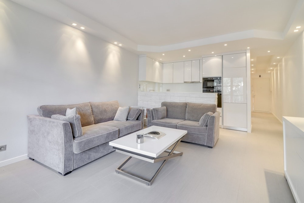 Beautiful, Cosy, Quiet Flat With Terrace - Cannes photo 5