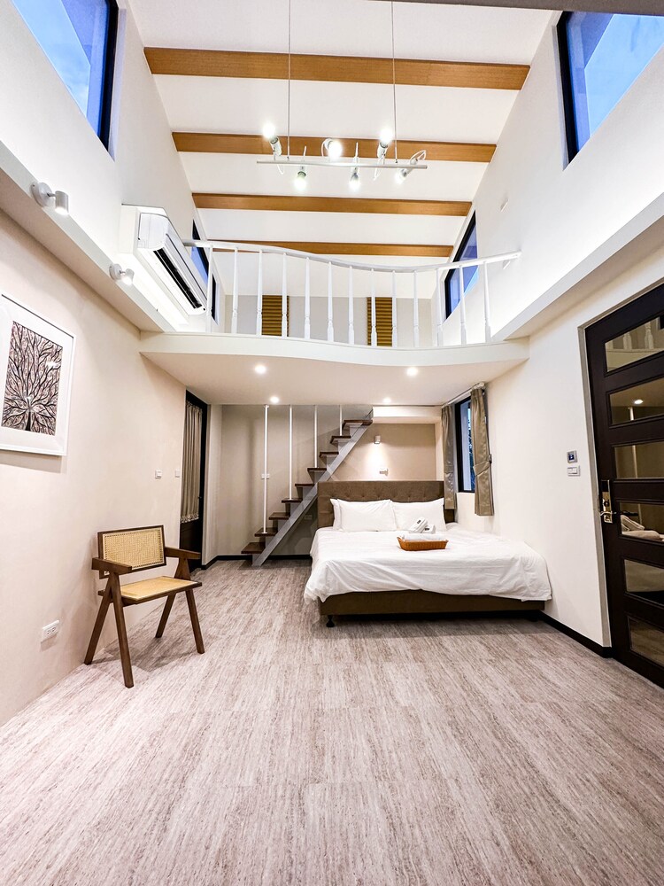 CLIFF VILLA view 3