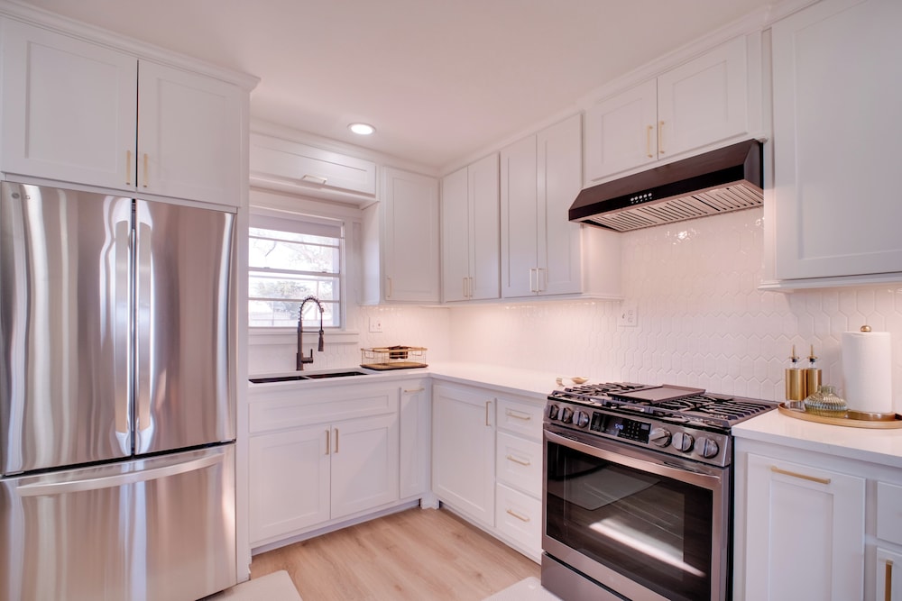 4 Mi to Ttu: Remodeled Retreat w/ Fenced Yard!