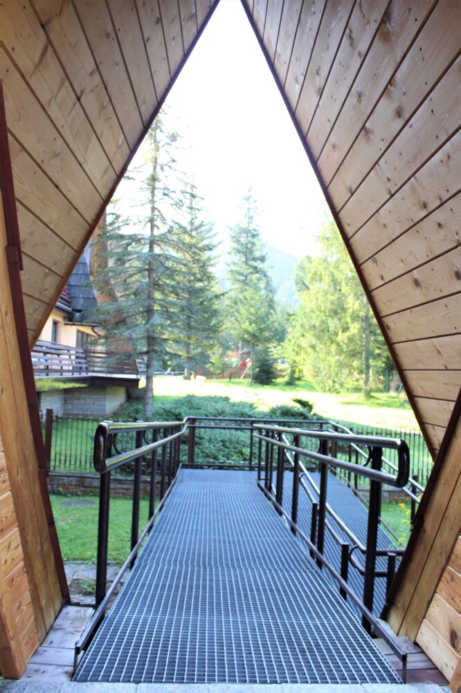 Pensjonat Biały Potok - POLSKIE TATRY S.A.