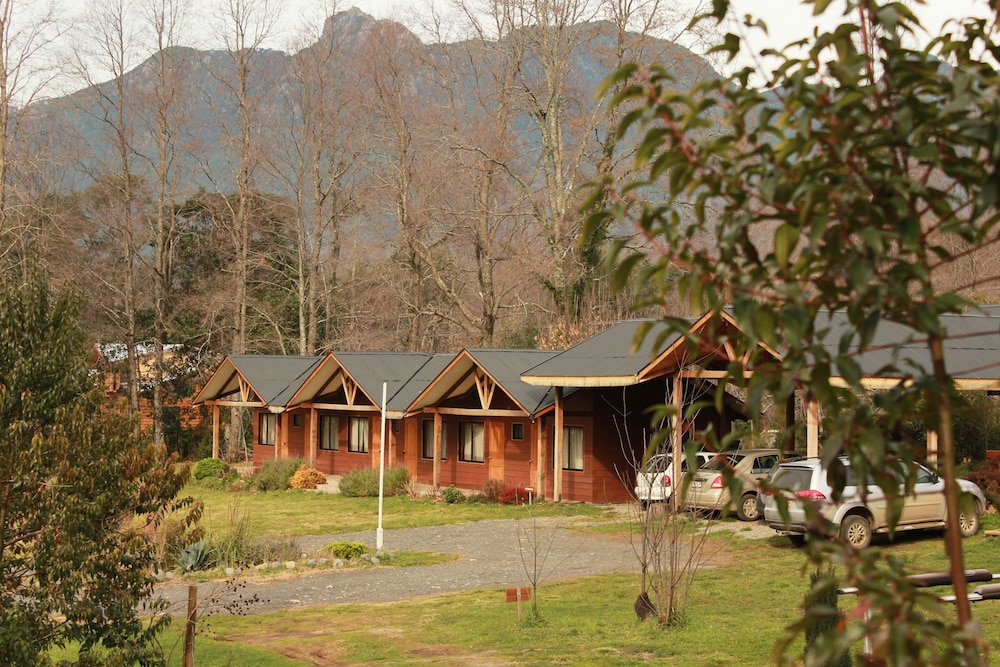 Hosteria y Camping del Bosque Pucón