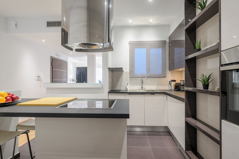 Acropolis View Deluxe Penthouse & Luxury Apartments