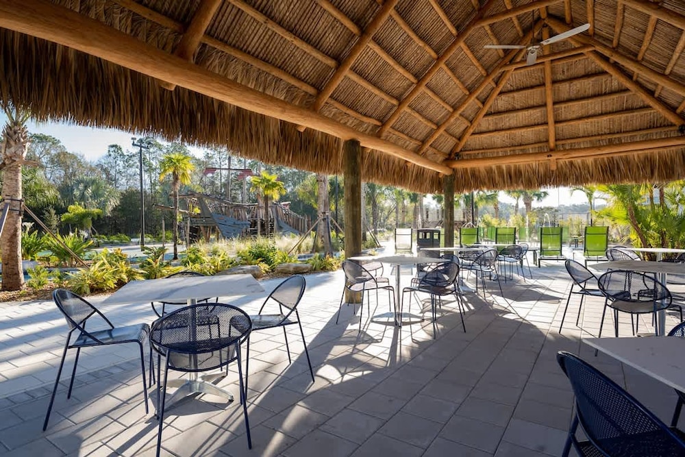 Beautiful Decor 2BR Apartment Near Disney