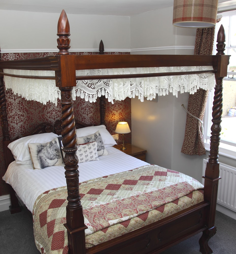 Kirkwood Guest House