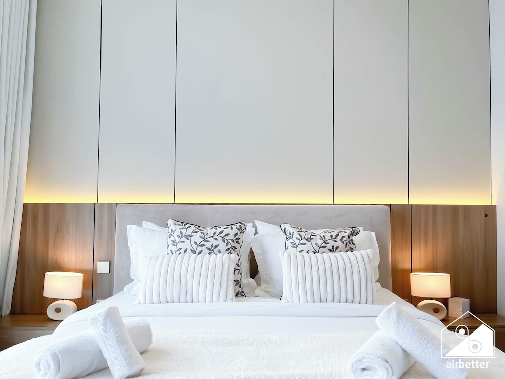 Luxury Beachfront Stay Palm Jumeirah