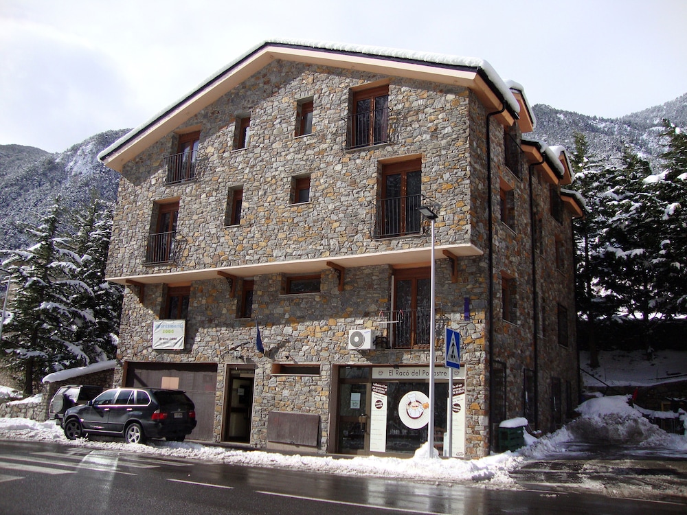 Apartamentos Anem 3000