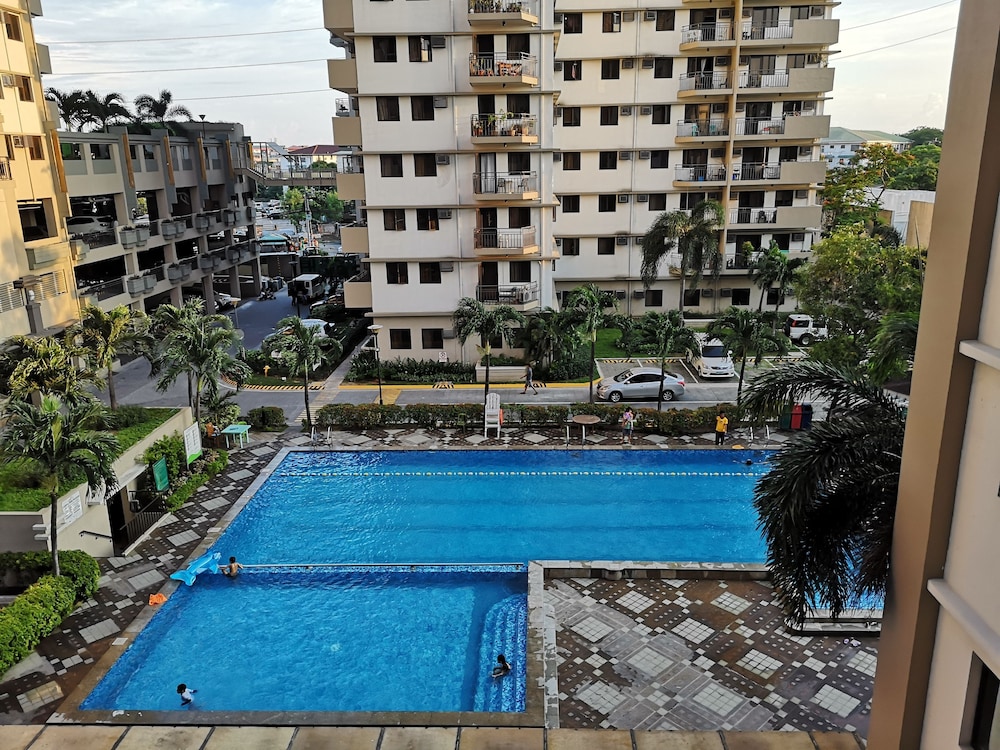 Two Bedroom Deluxe Condo Unit at Taguig Manila