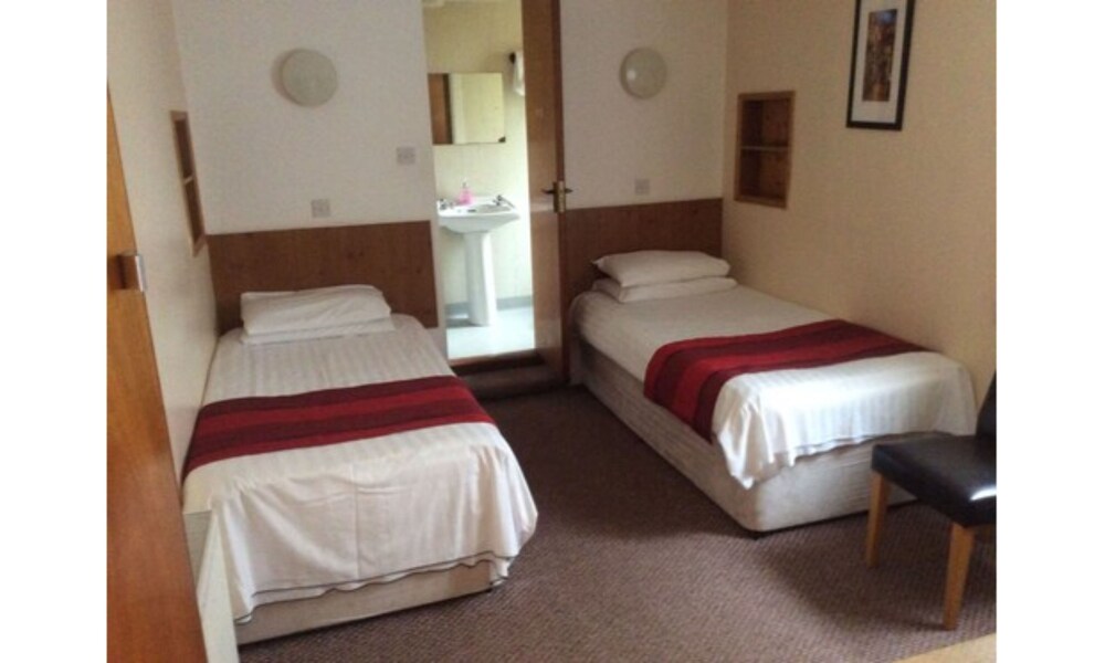Clon Ross Guesthouse