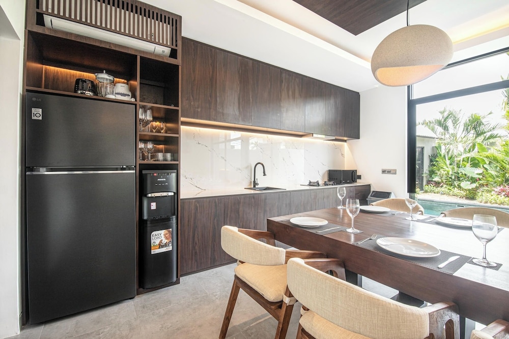 Exquisite 5BR Canggu Villa Steps From the Beach