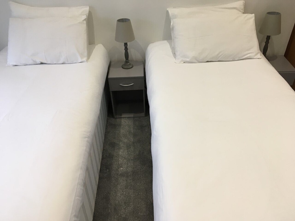 En Suite Rooms at the Rose and Thistle view 2