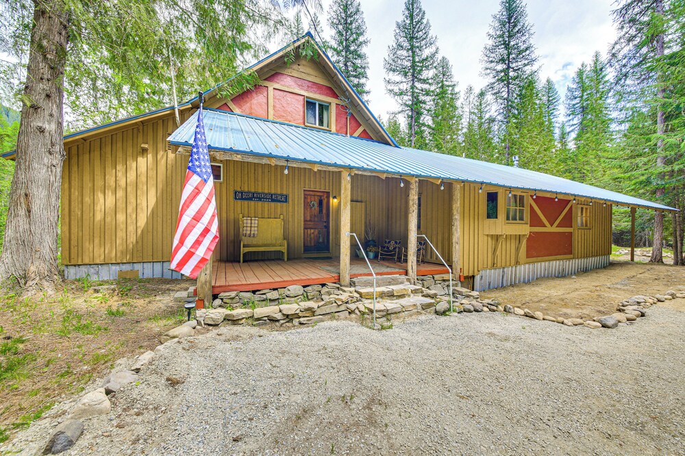 Riverside Cabin on 9 Acres in Montana