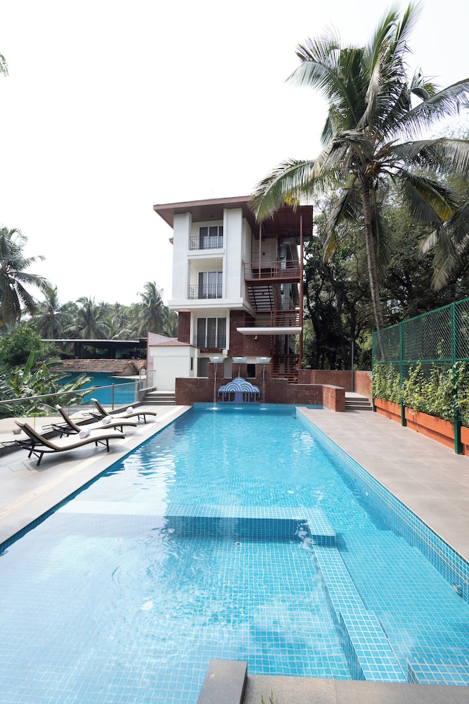 Effotel By Sayaji Calangute, Goa