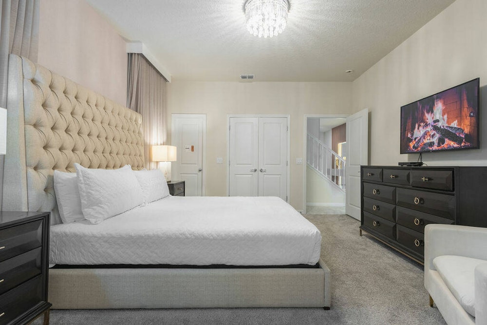 Brand NEW 10bedrooms At Windsor Island