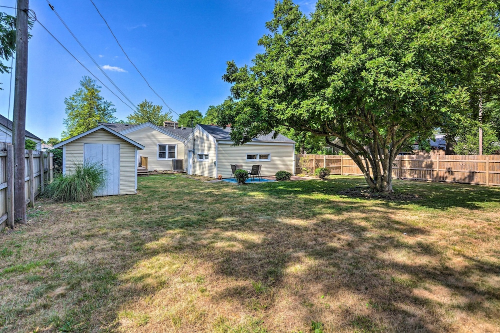Charming Springfield Home w/ Private Backyard view 5