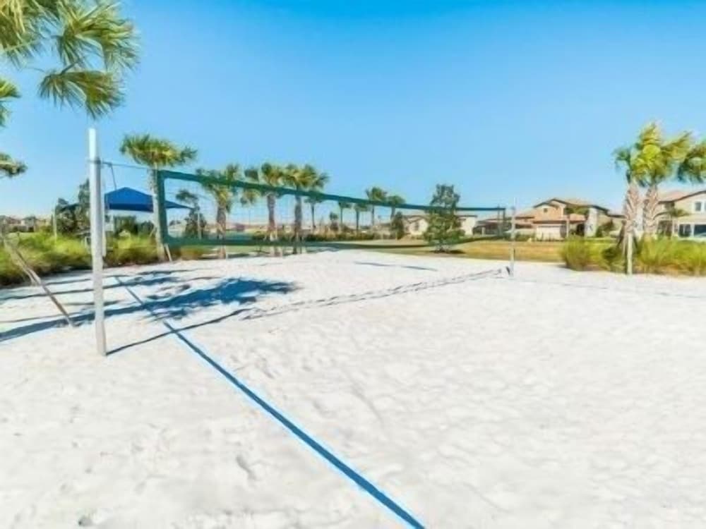Magical Getaway Near Disney Private Pool + Resort Access, Bbq Grill! 4 Bedroom Townhouse