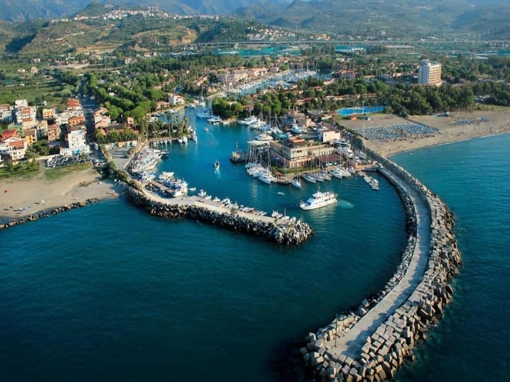 Portorosa Beach Resort
