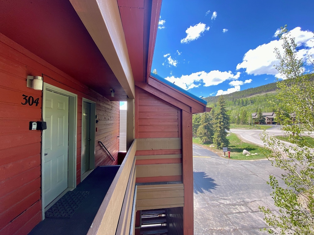 Summit County Vacations - Cinnamon Ridge B304 by SummitCove Vacation Lodging - Property Image 18