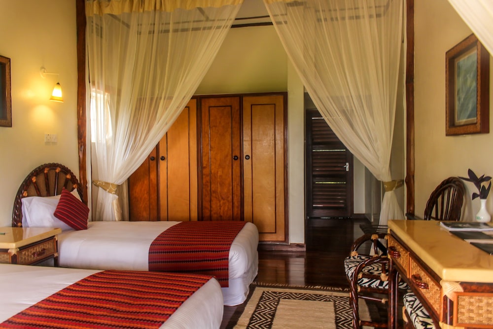 Mweya Safari Lodge